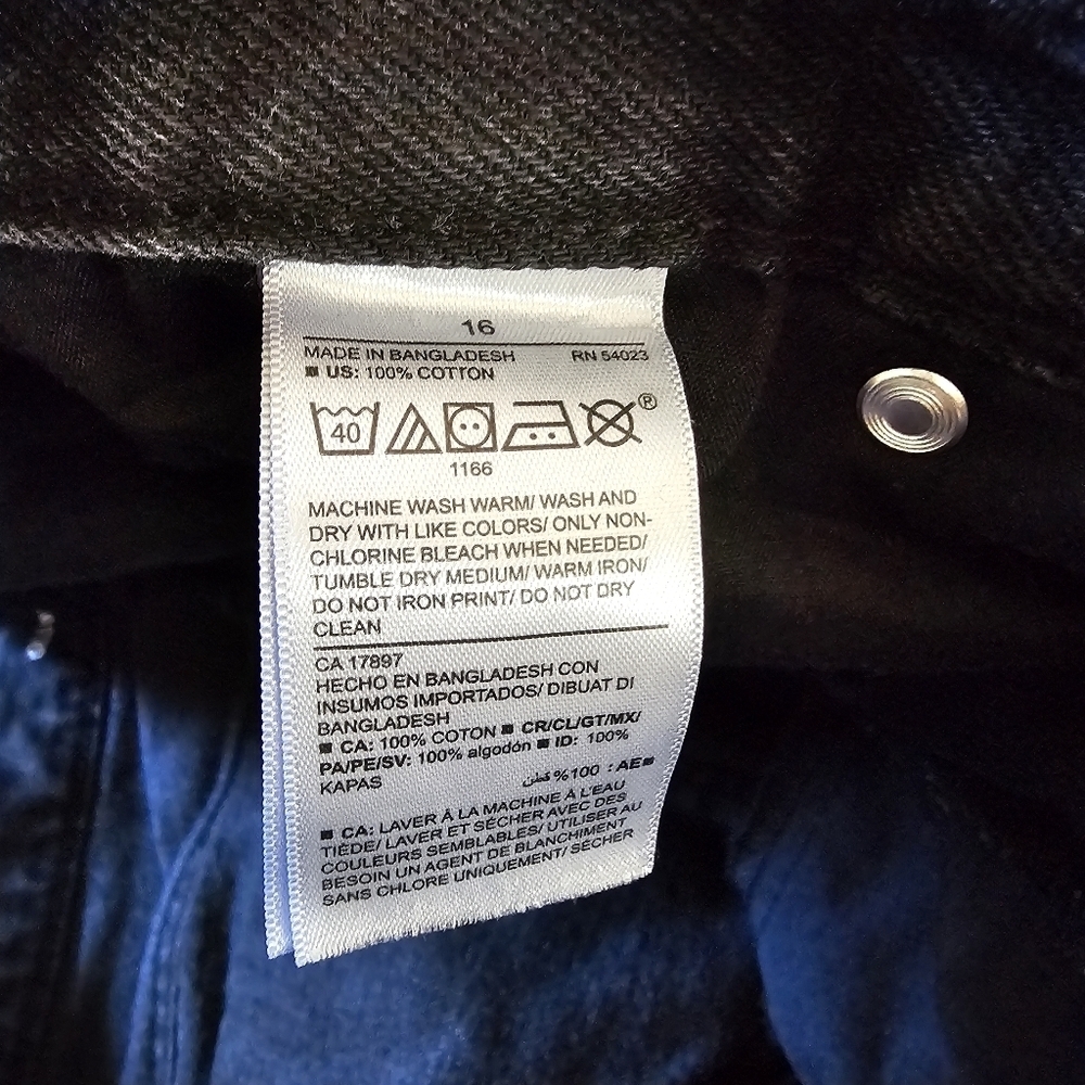 Old Navy High Rise Slouchy Straight Black Distressed Buttonfly Jeans Size 16 - Picture 12 of 12
